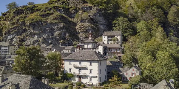 Comologno village and Palazzo Gamboni